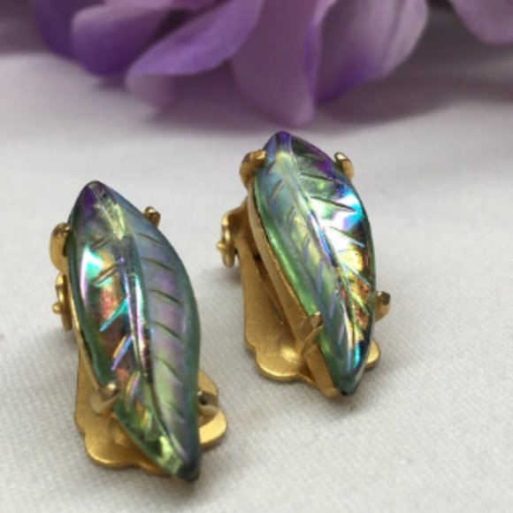 IRIDESCENT LEAF EARRINGS 1" Leaf Shape Crystal Luminous Clip-on Style, Signed - Picture 1 of 6
